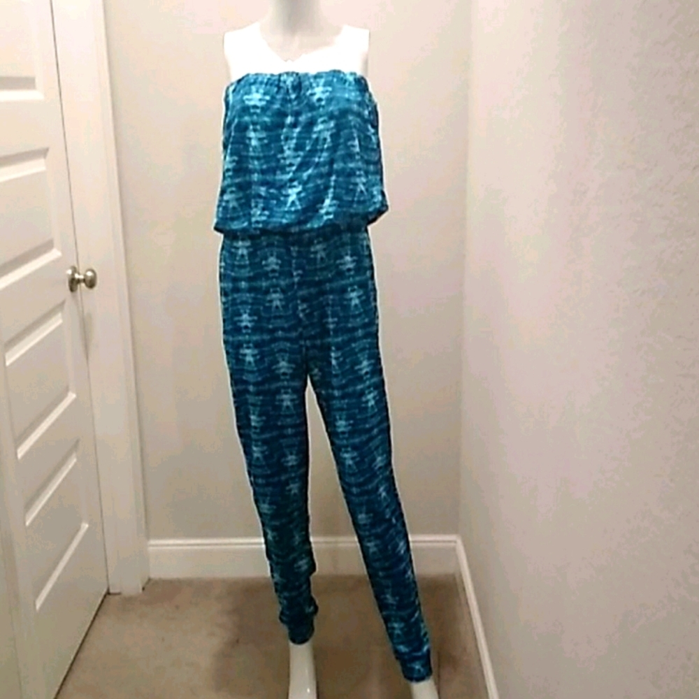 Romper - Picture 2 of 4
